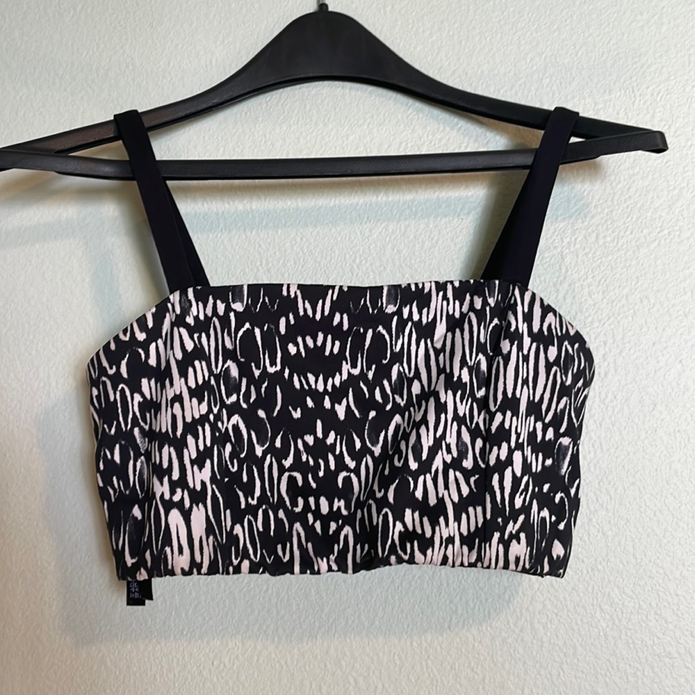 Victoria Sport animal print sports bra